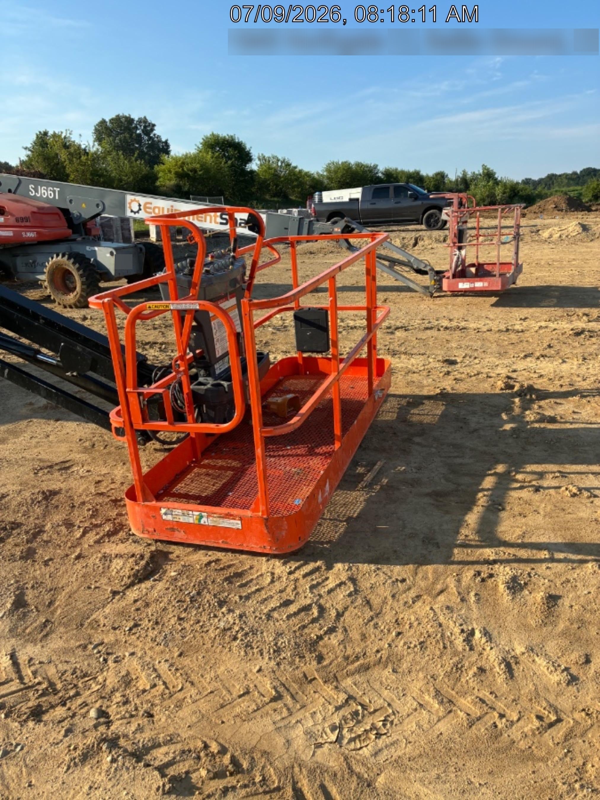 2024 JLG 660SJ