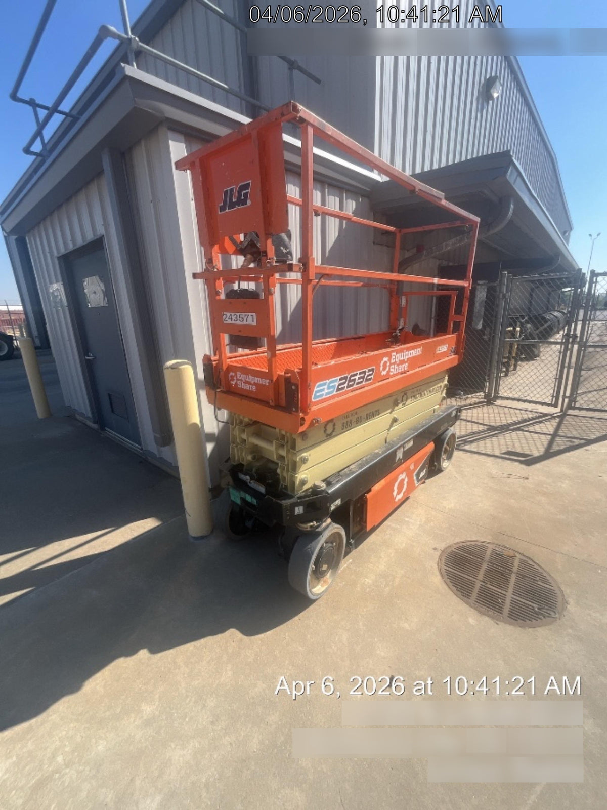 2022 JLG ES2632