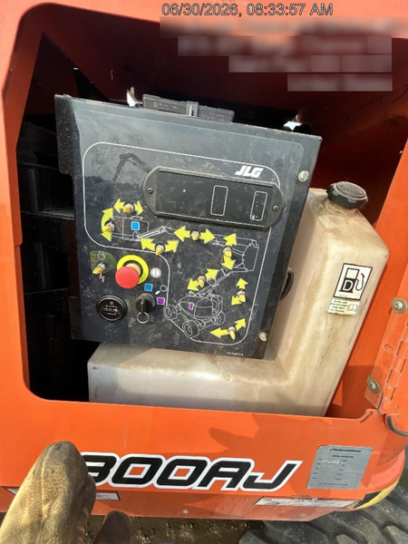 2025 JLG 800AJ