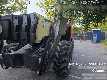 2021 JLG 1075