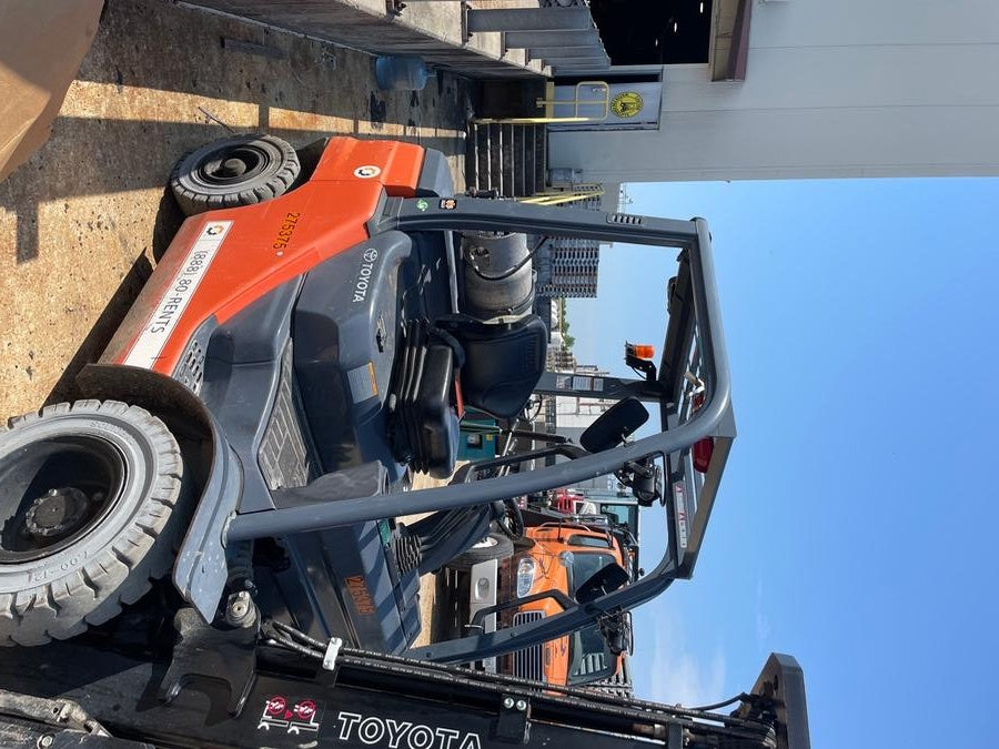 2022 TOYOTA 50-8FGU25