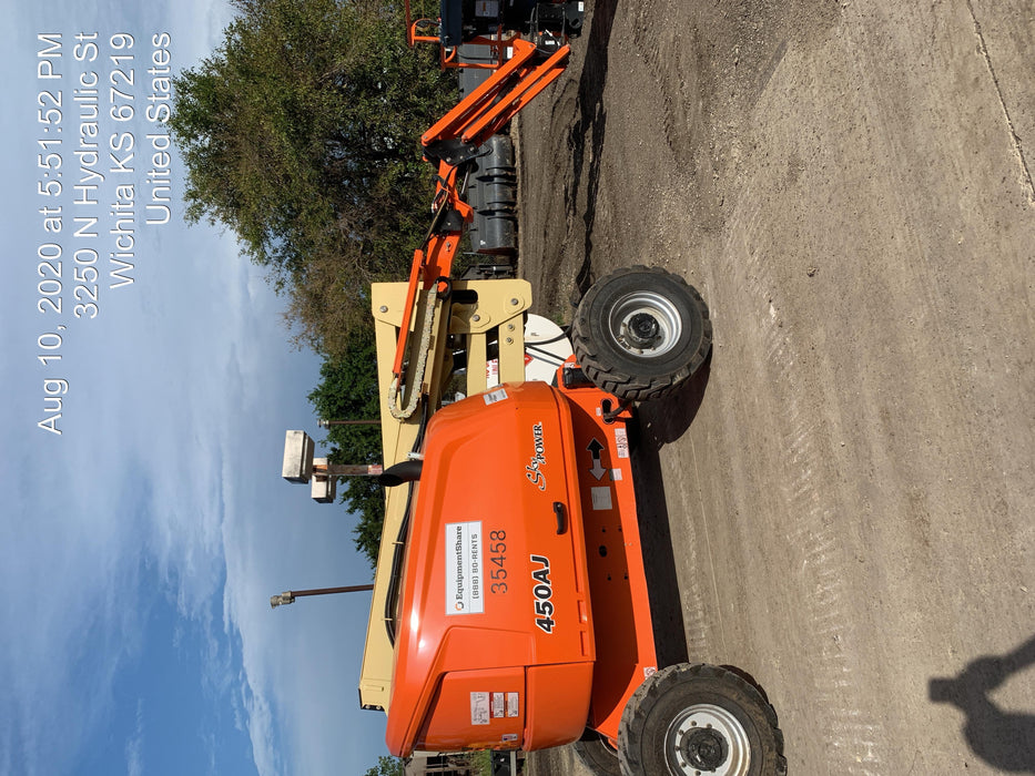 2019 JLG 450AJ