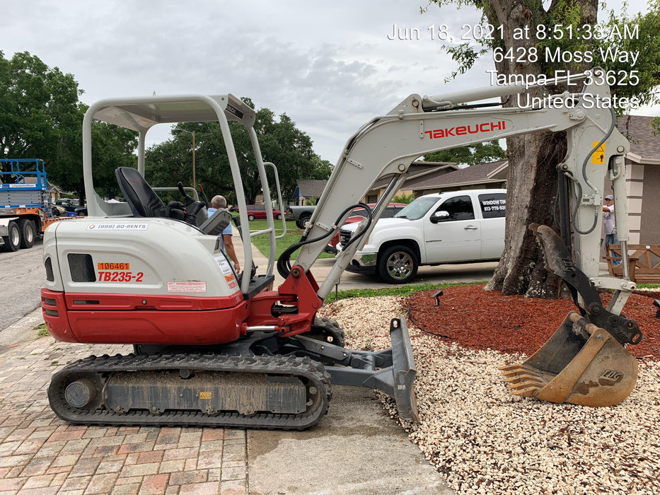 2020 Takeuchi TB235-2R Canopy, Rubber Tracks, Manual TAG QC