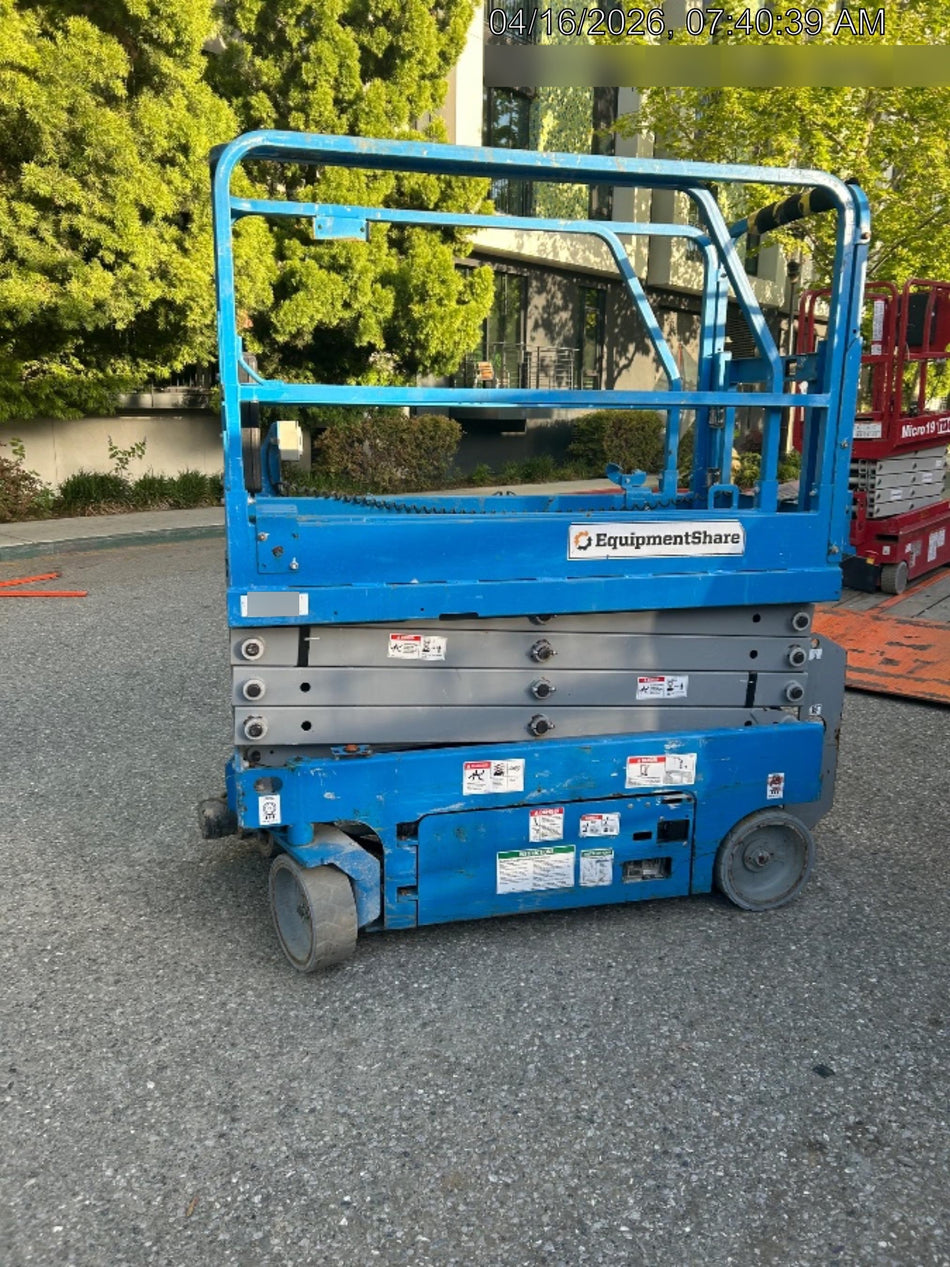 2019 Genie GS-1930 Half Height Swing Gate, 800W Inverter