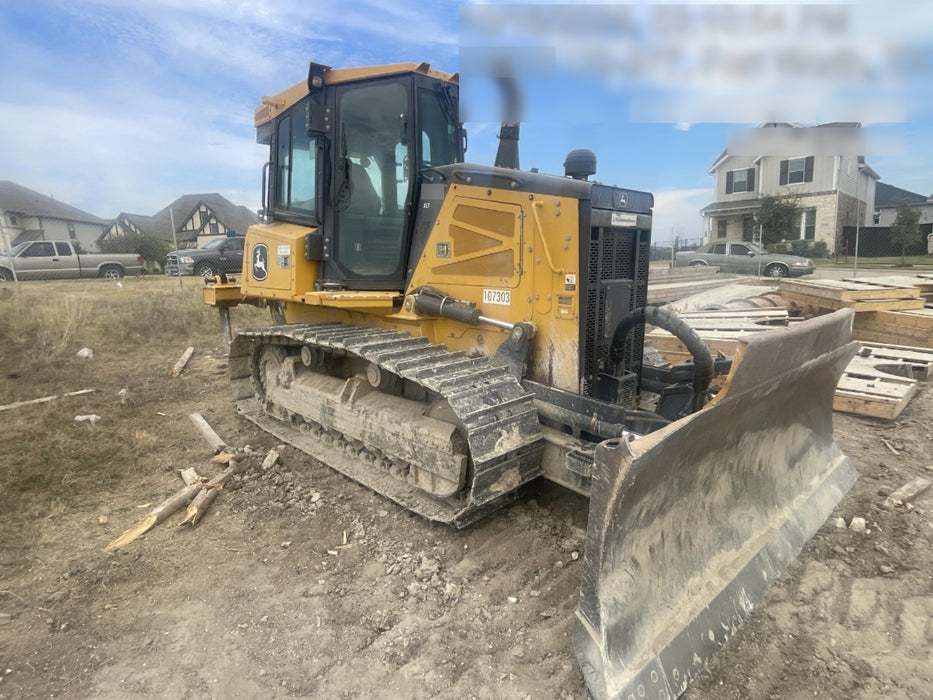 2020 JOHN DEERE 700L