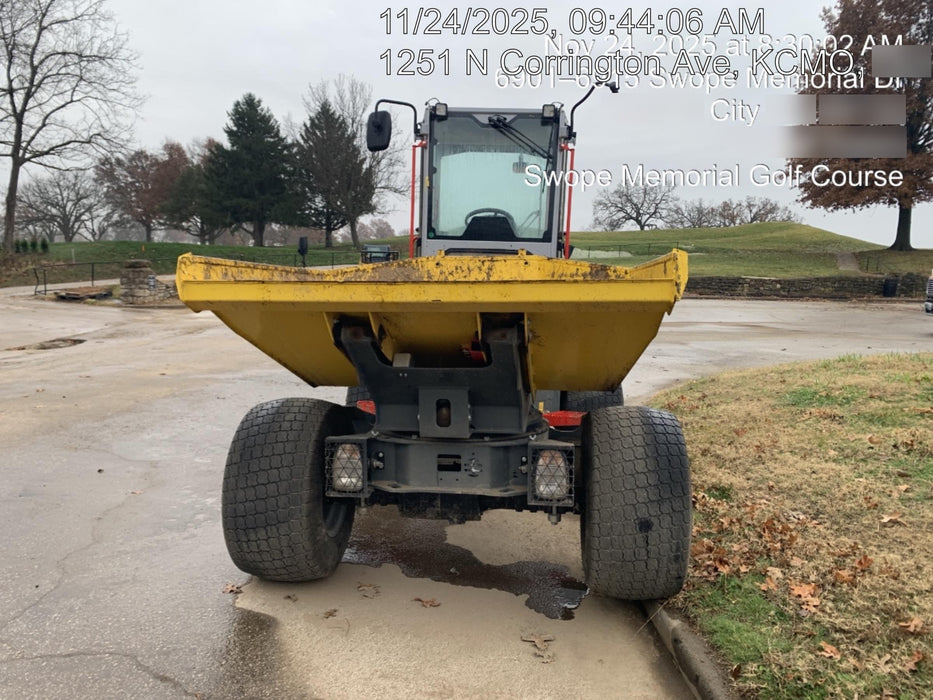 2025 WACKER NEUSON DW311 Cab Turf Tires