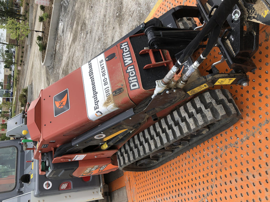 2020 DITCH WITCH SK800A
