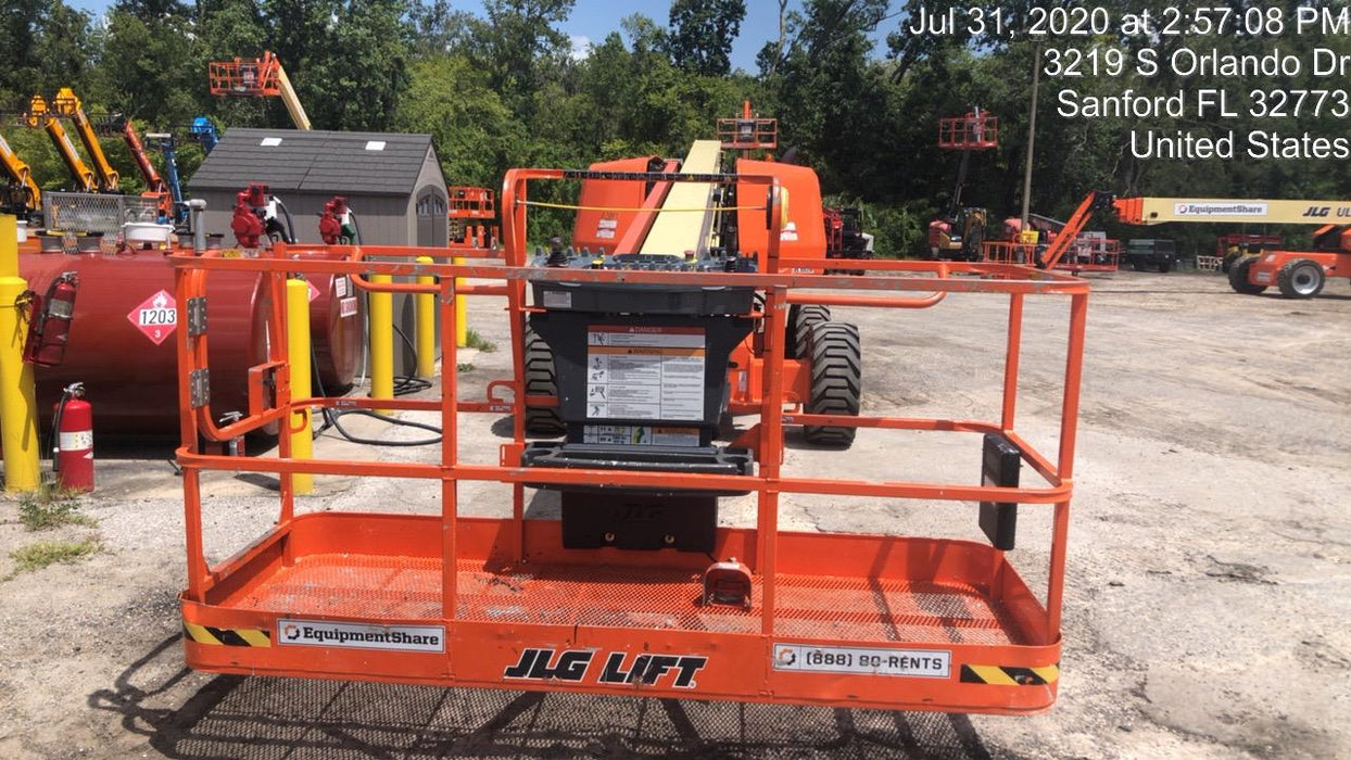 2020 JLG 600S