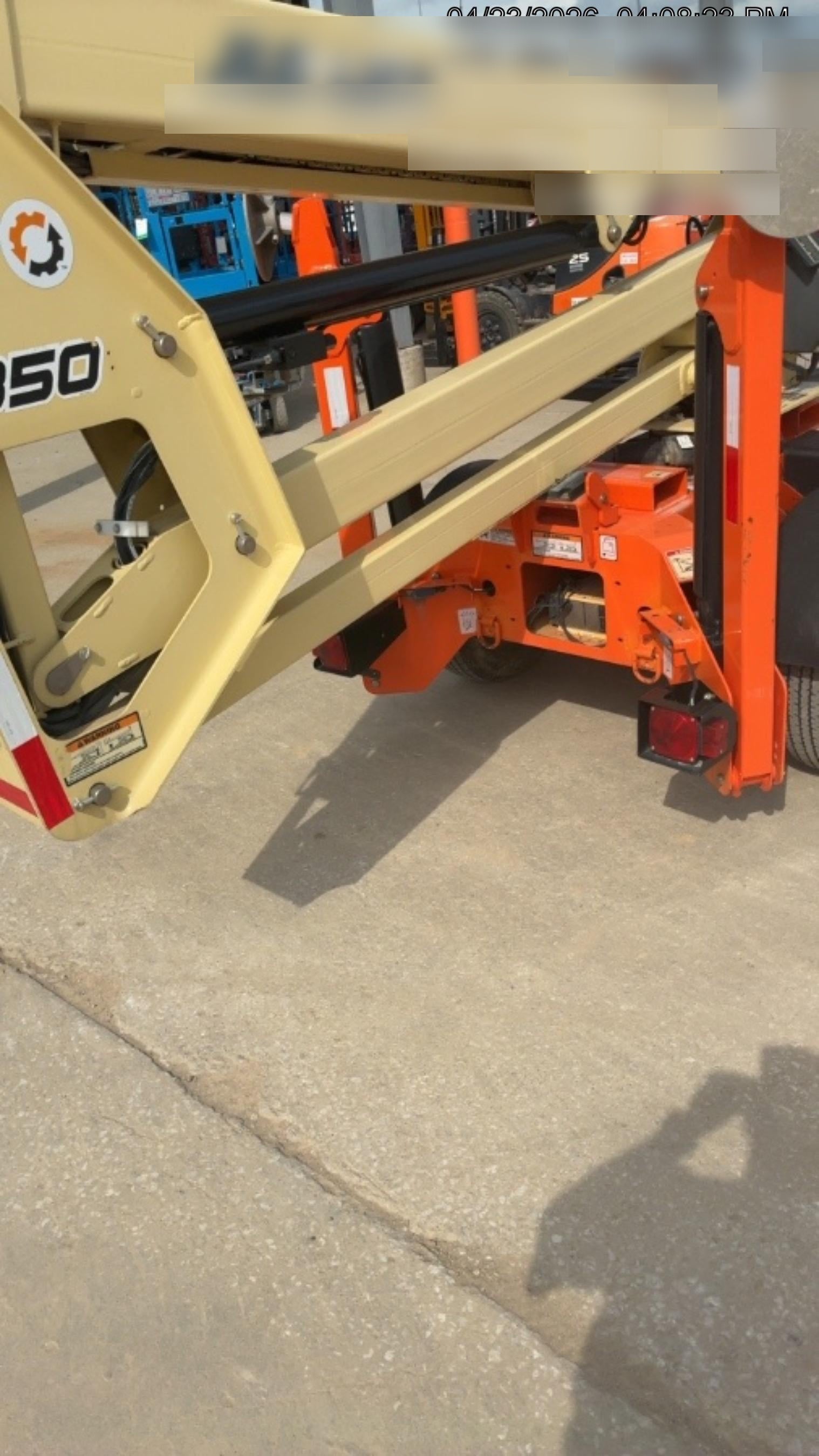 2022 JLG T350