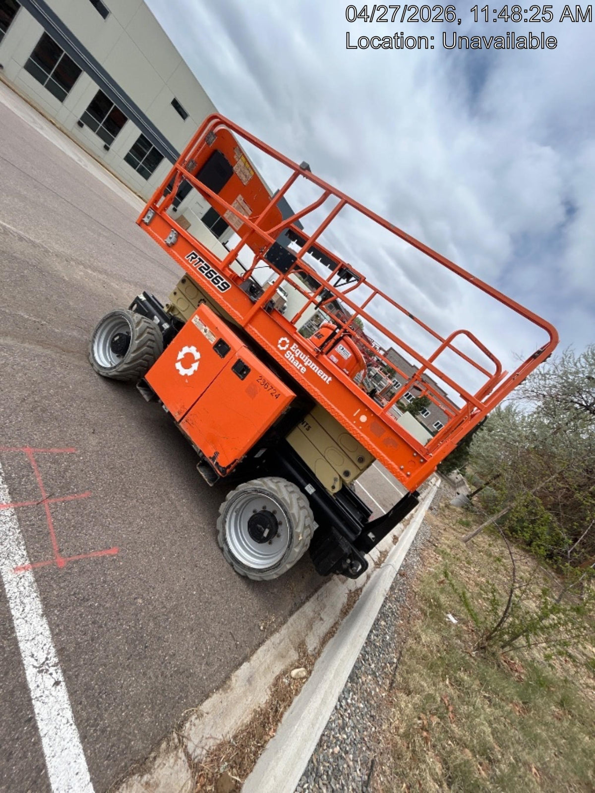 2022 JLG RT2669