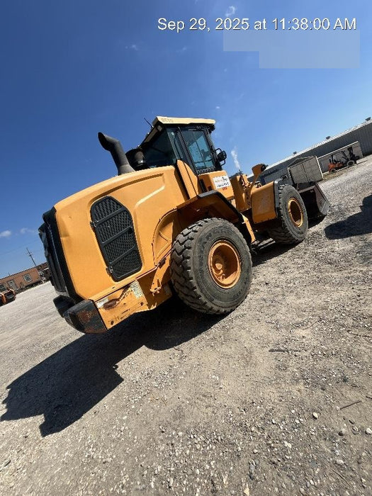 2018 Hyundai HL940 HL 940 Wheel loader, Werk Brau JRB quick coupler, 2.5 yd bucket, and Forks