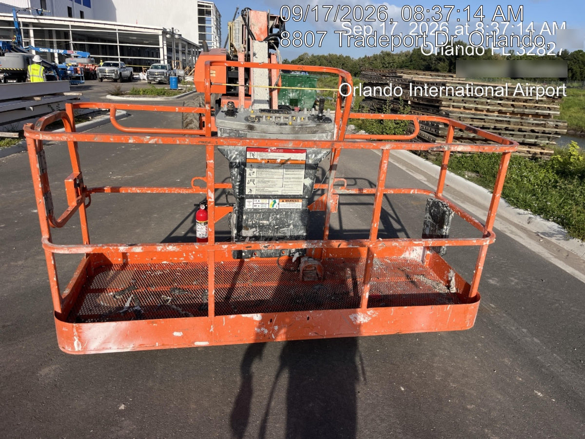 2019 JLG 860SJ