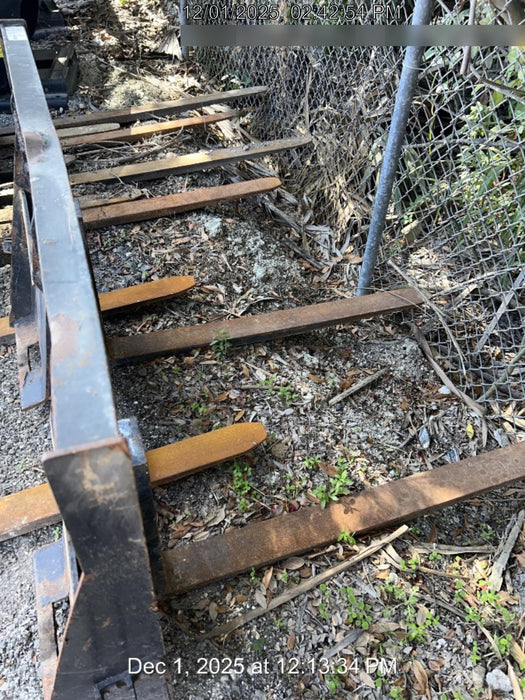 2022 ARROW MATERIAL HANDLING 48" Pallet Forks - Arrow