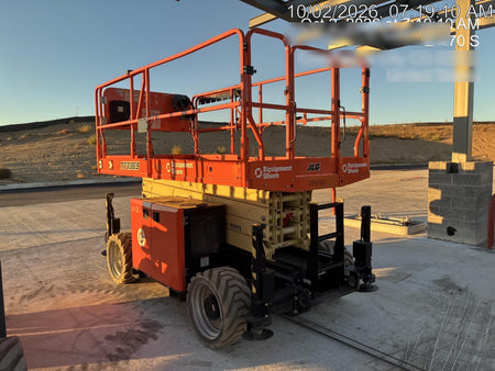 2022 JLG RT3369