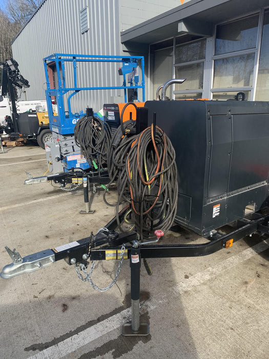 2021 Lincoln Electric Dual Maverick 200/200X Ready Pak 3 (includes trailer, cable rack, fender light kit)