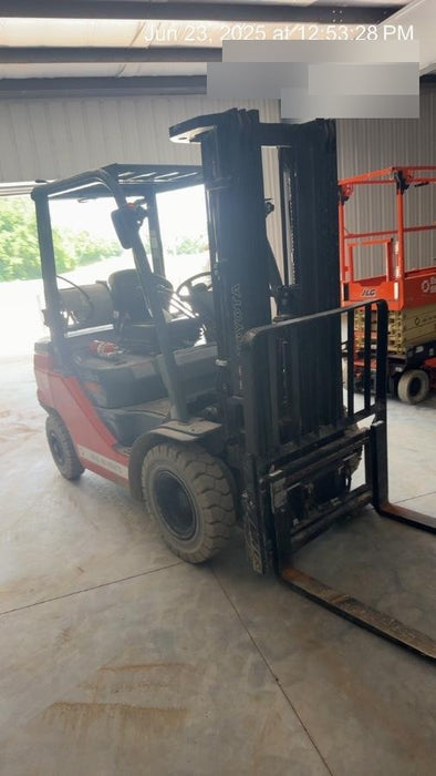 2022 TOYOTA 50-8FGU25