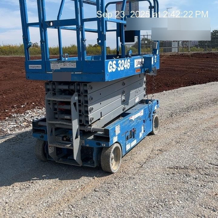 2020 Genie GS-3246 Standard, Folding full height swing gate