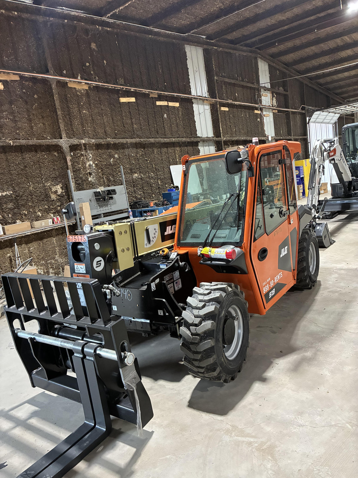 2026 JLG 519