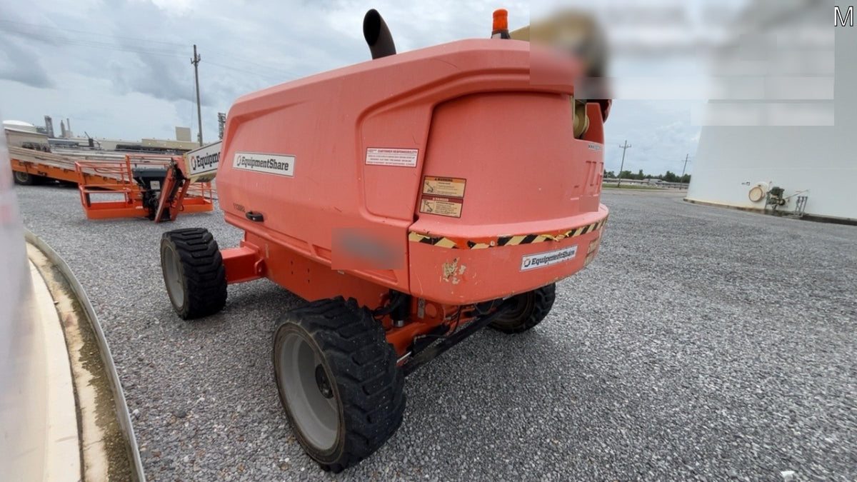2020 JLG 660SJ