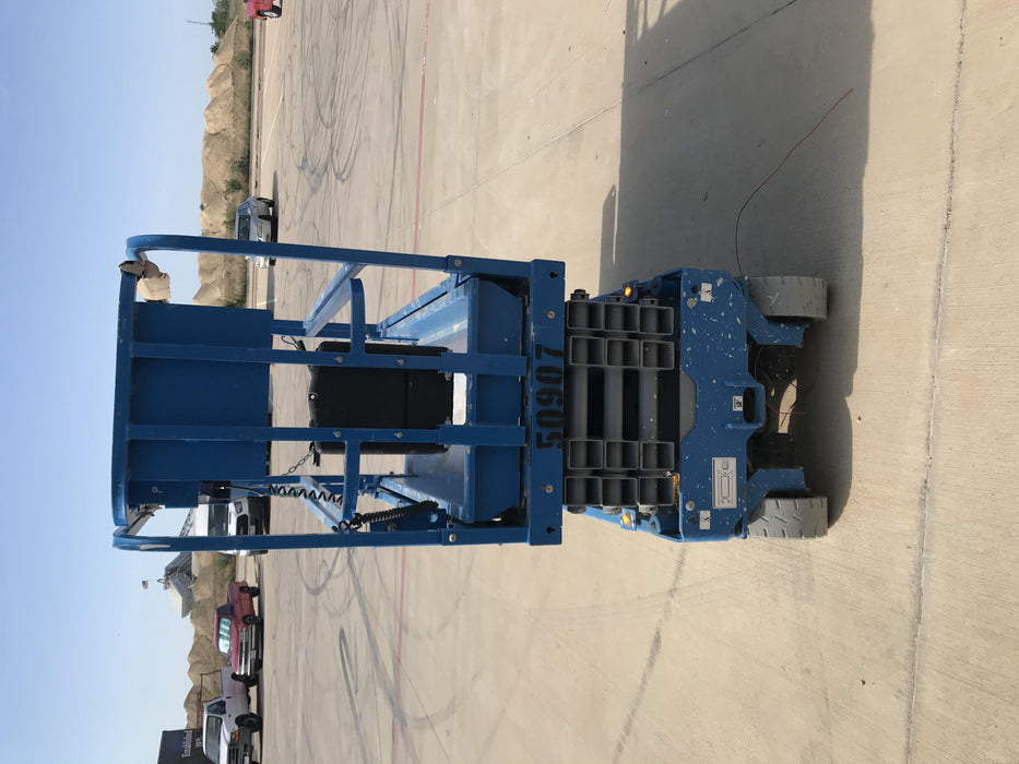 2019 Genie GS-1930 Fixed Rails with Chain Entry