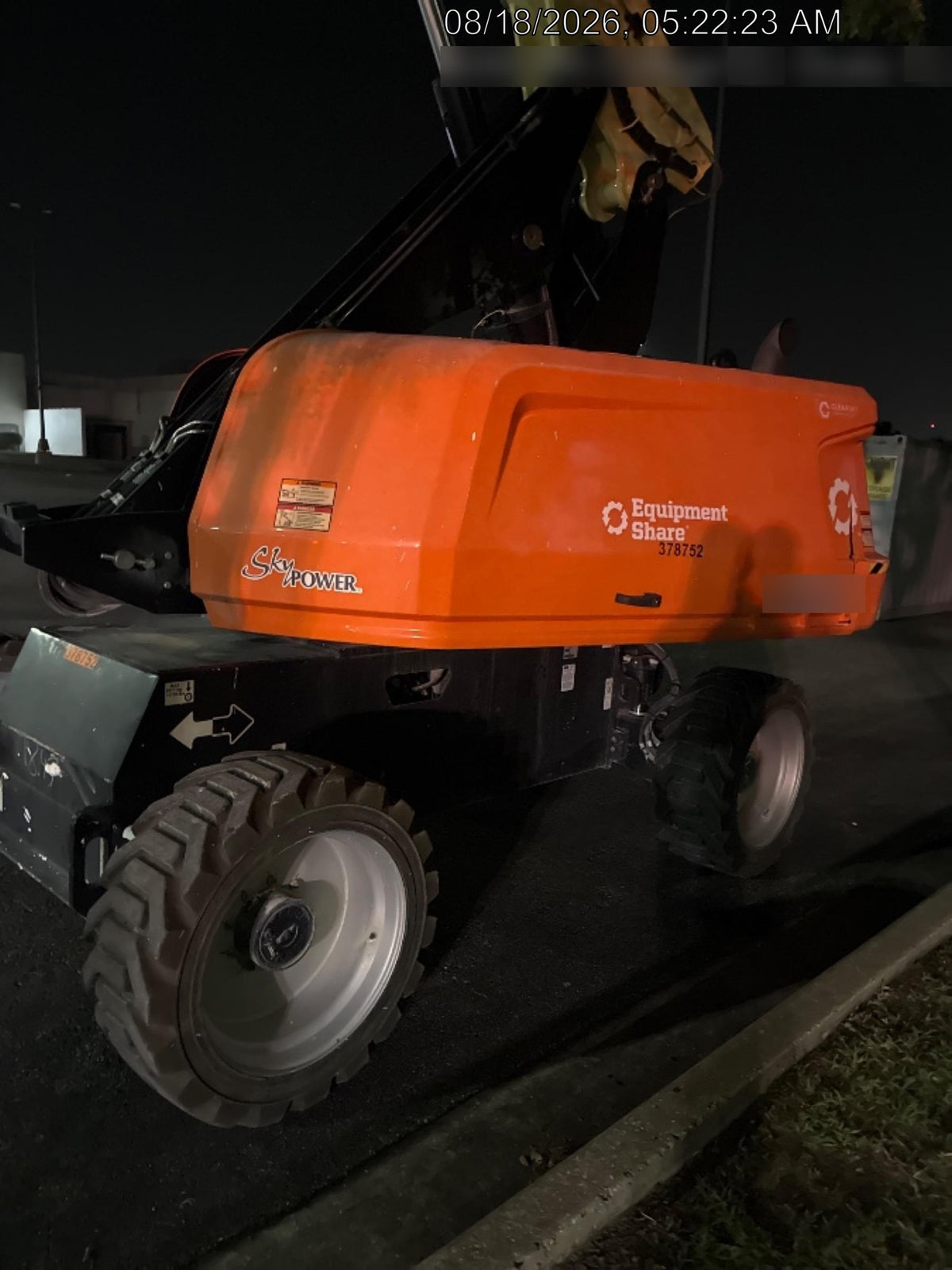 2023 JLG 660SJ