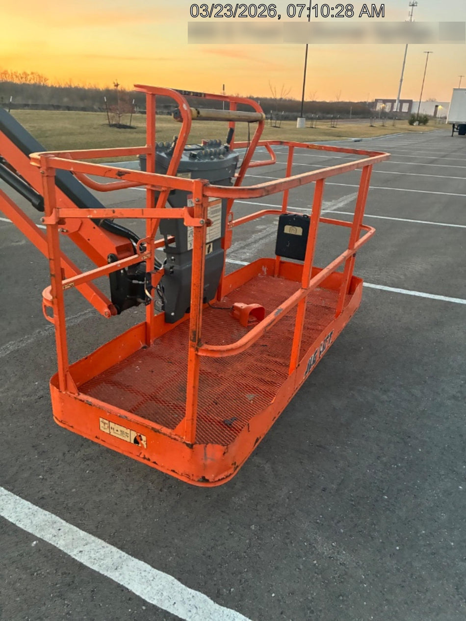 2018 JLG 600AJ
