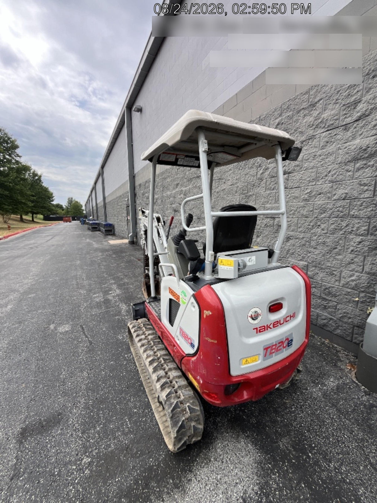 2023 TAKEUCHI TB20e