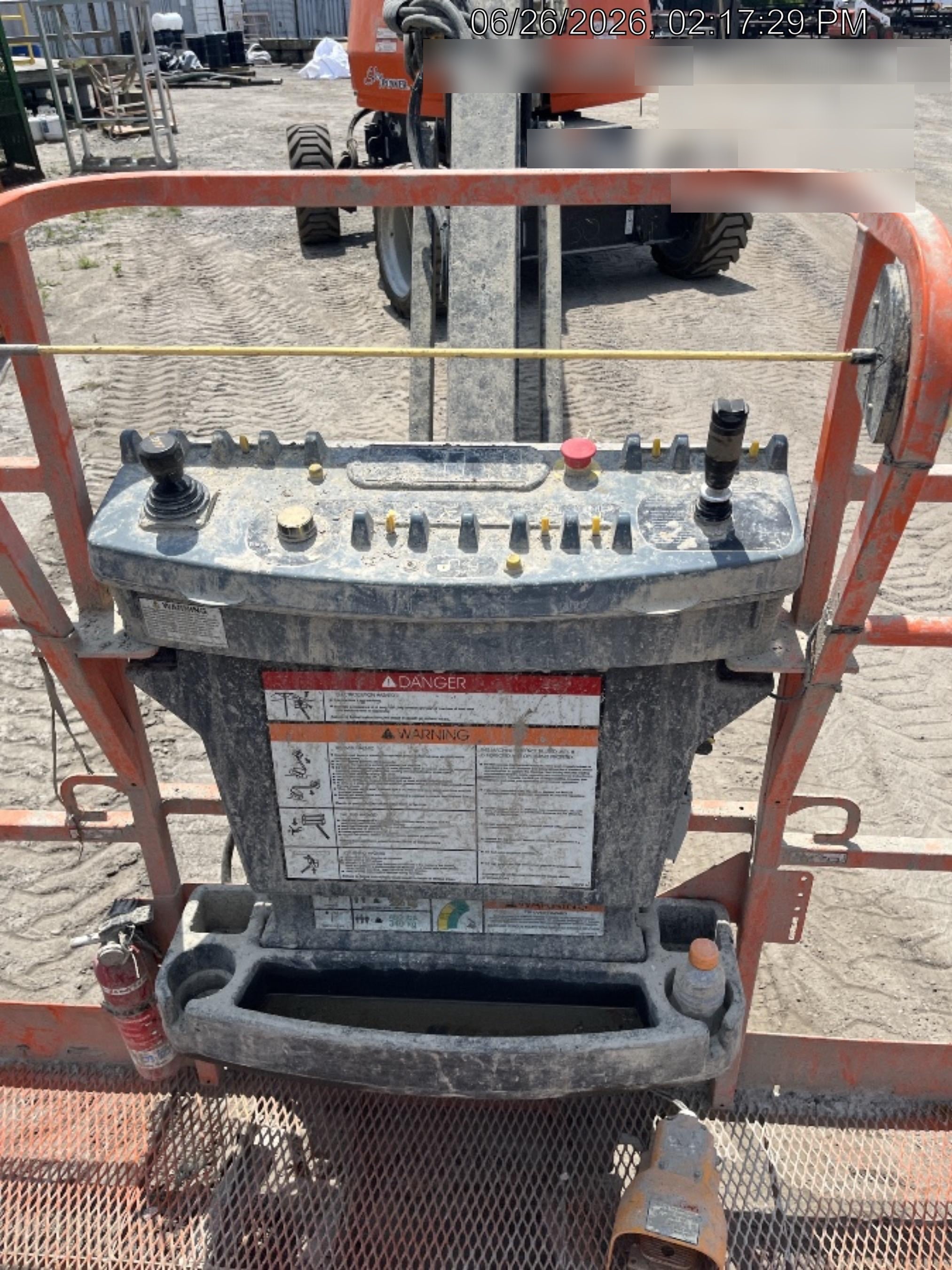 2025 JLG 660SJ