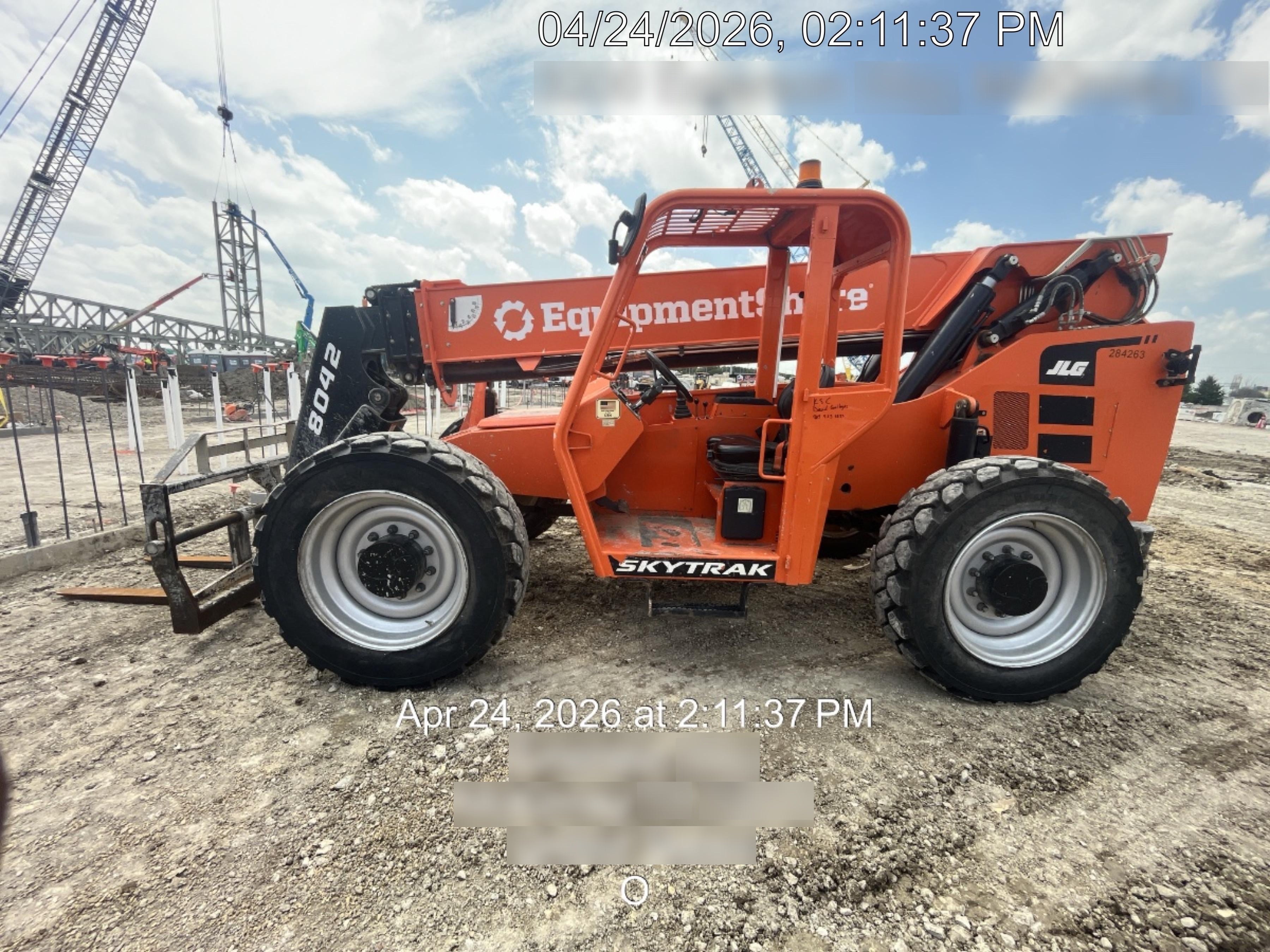 2022 SKYTRAK 8042