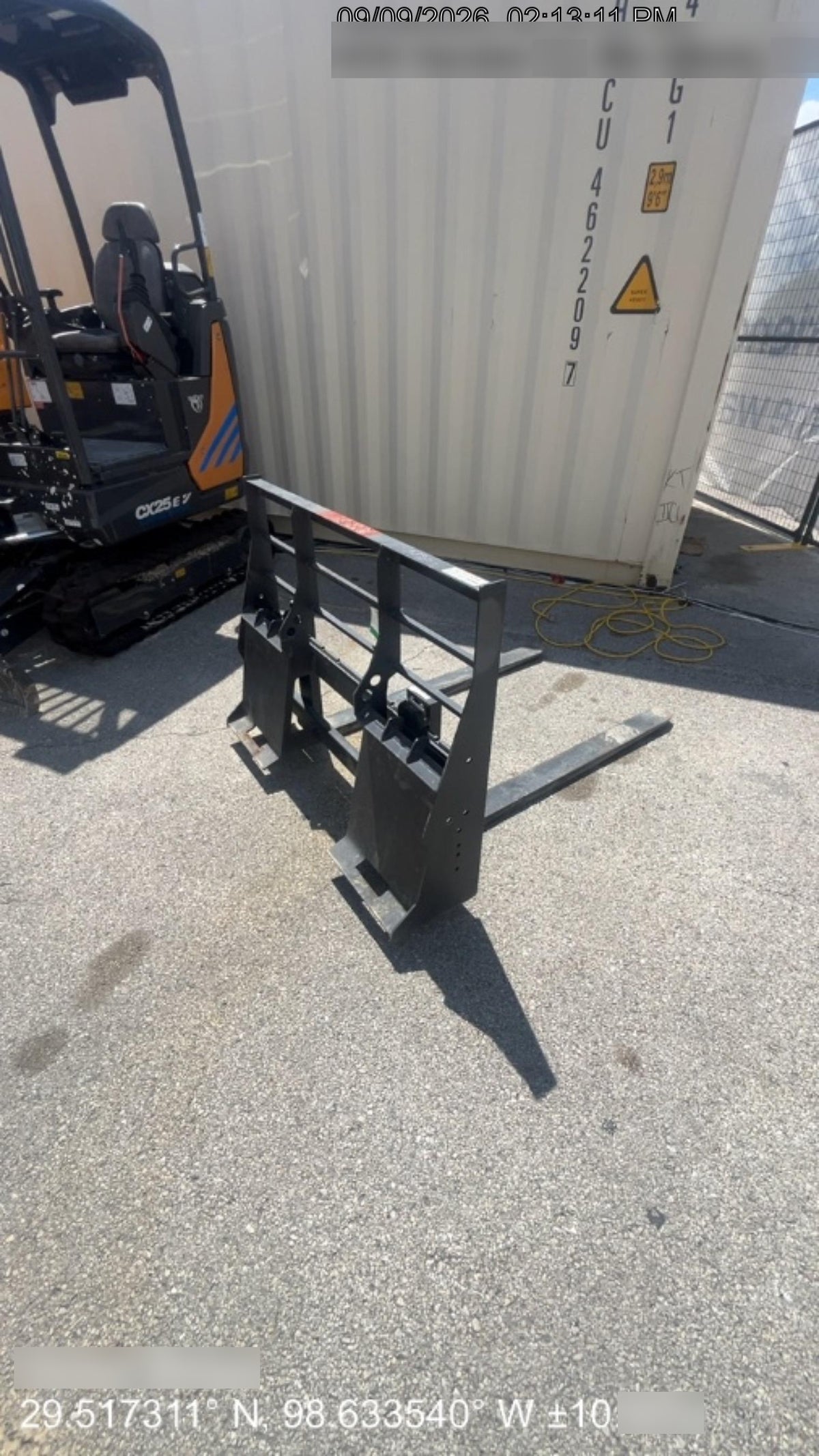 2026 ARROW MATERIAL HANDLING 48" Pallet Forks - Arrow