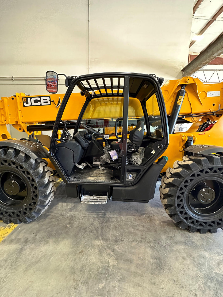 2023 JCB 512-56