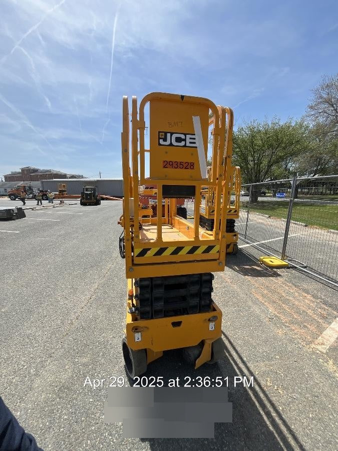 2023 JCB S1930E