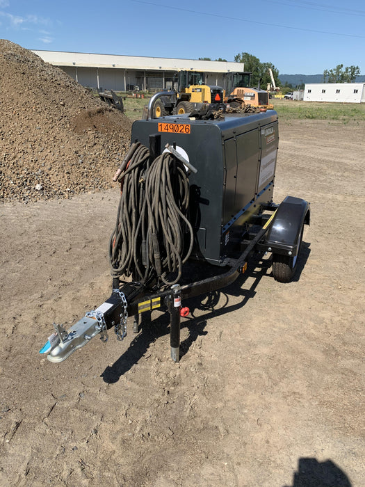 2021 Lincoln Electric Dual Maverick 200/200X Ready Pak 3 (includes trailer, cable rack, fender light kit)