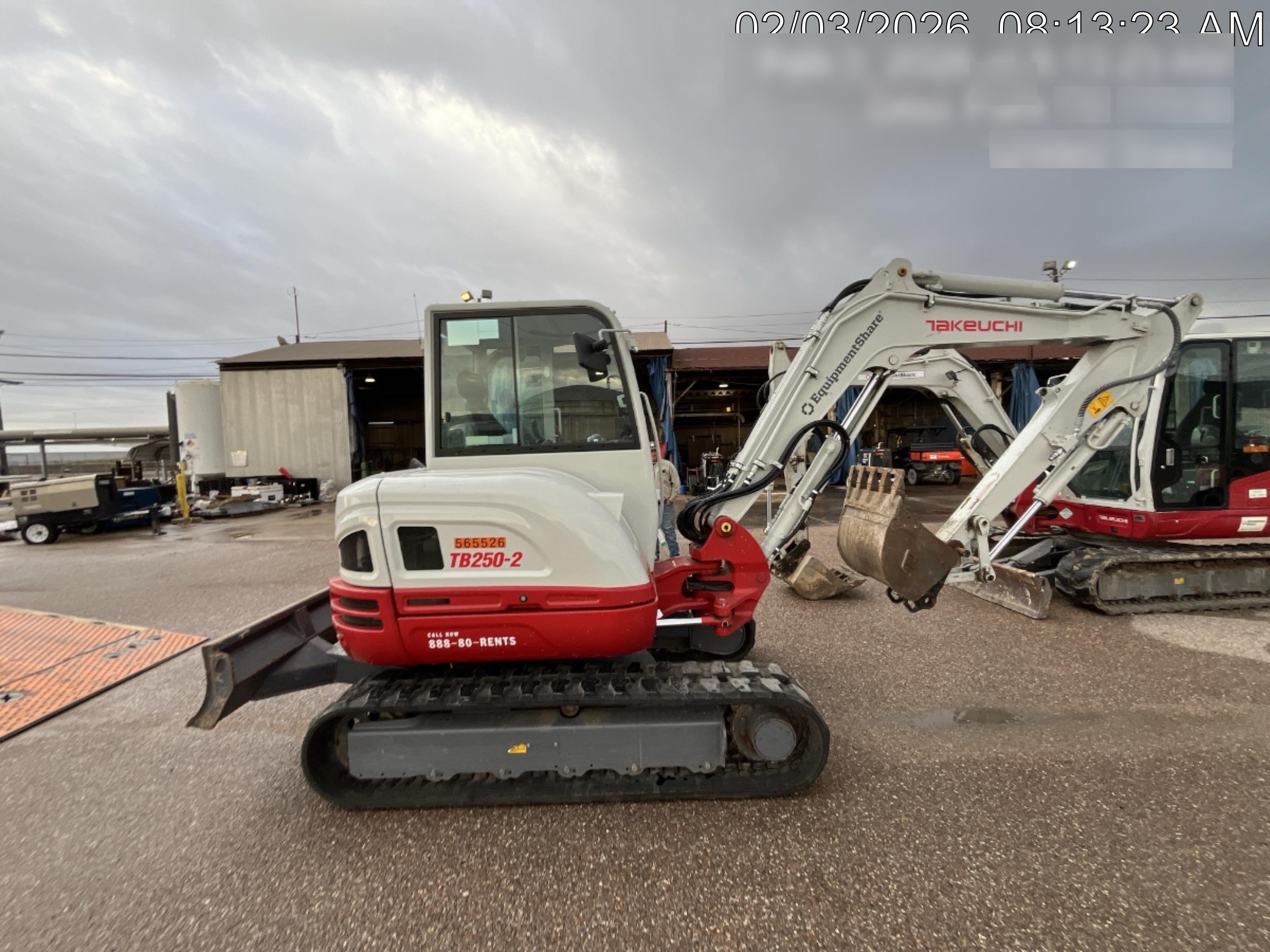 2025 TAKEUCHI TB250-2CR