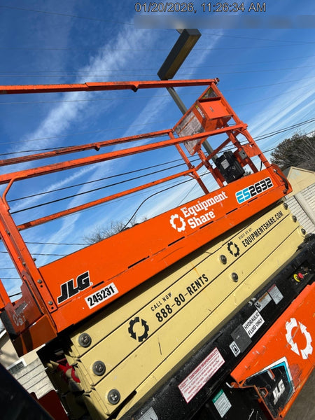 2022 JLG ES2632