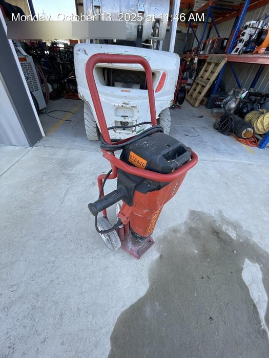 2022 HILTI TE 3000-AVR