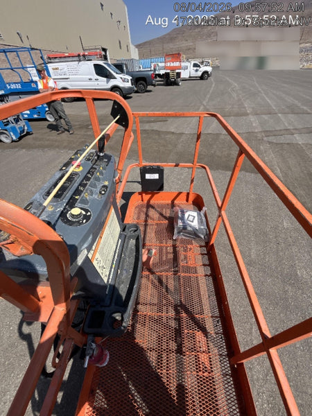 2022 JLG 660SJ