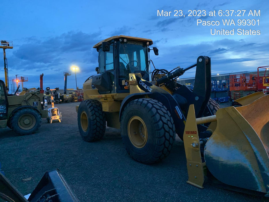 2020 JOHN DEERE 96" Loader Fork Carriage - John Deere