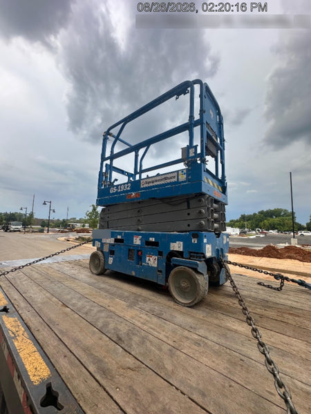 2023 GENIE GS-1932