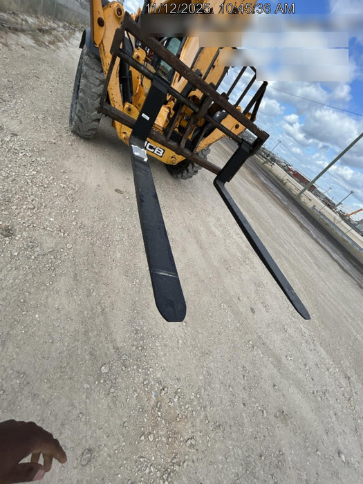 2019 JCB 510-56 Enclosed Cab, 74 HP, Solid Tires, Worklights, Beacon, Aux Hydraulics, Lifting Eye w/66" Carriage/60" Forks