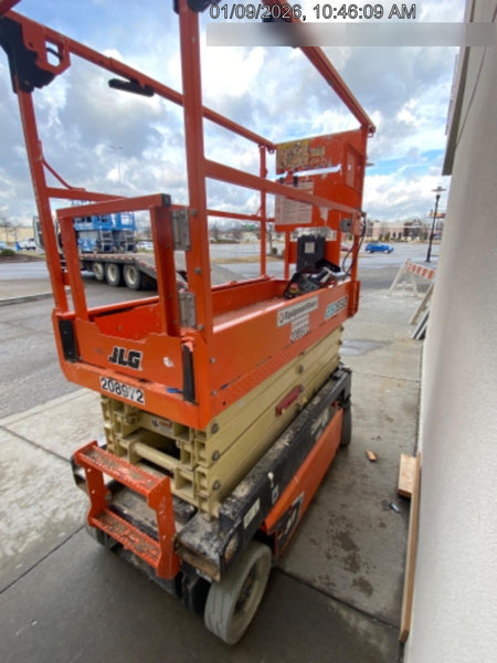 2022 JLG ES1932