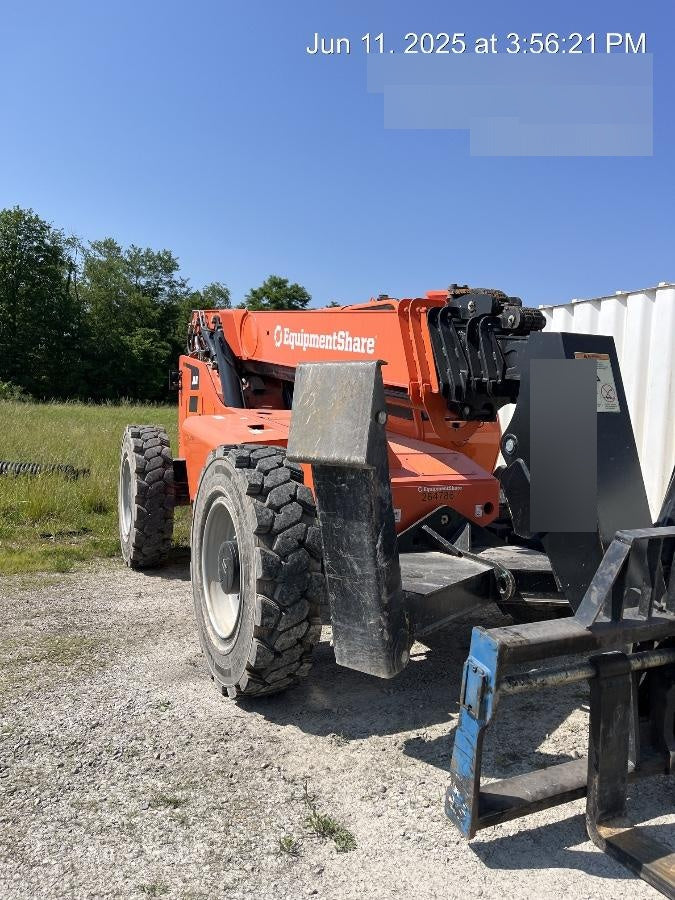 2022 SKYTRAK 12054