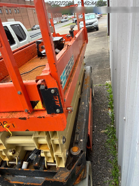 2022 JLG ES2632