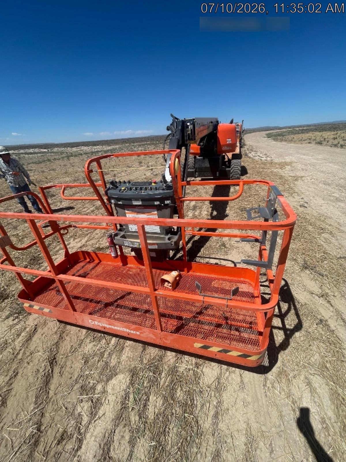 2025 JLG 660SJ