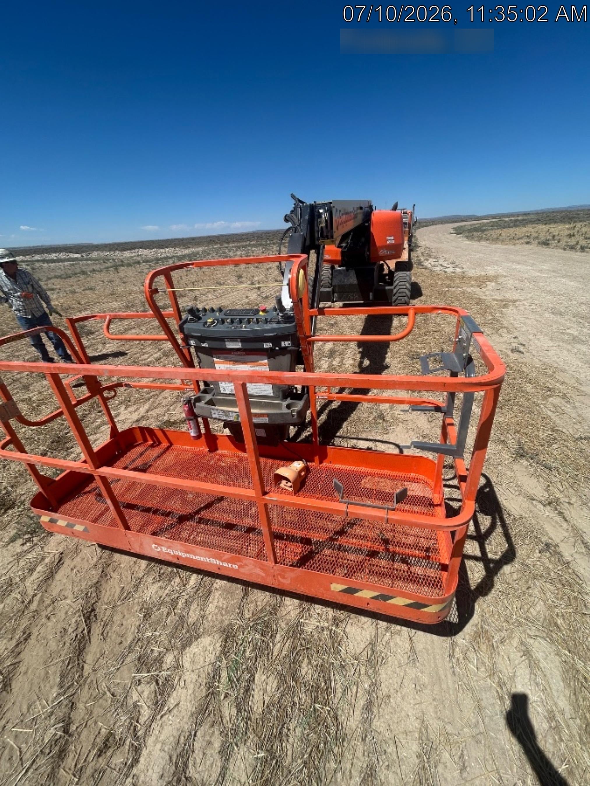 2025 JLG 660SJ