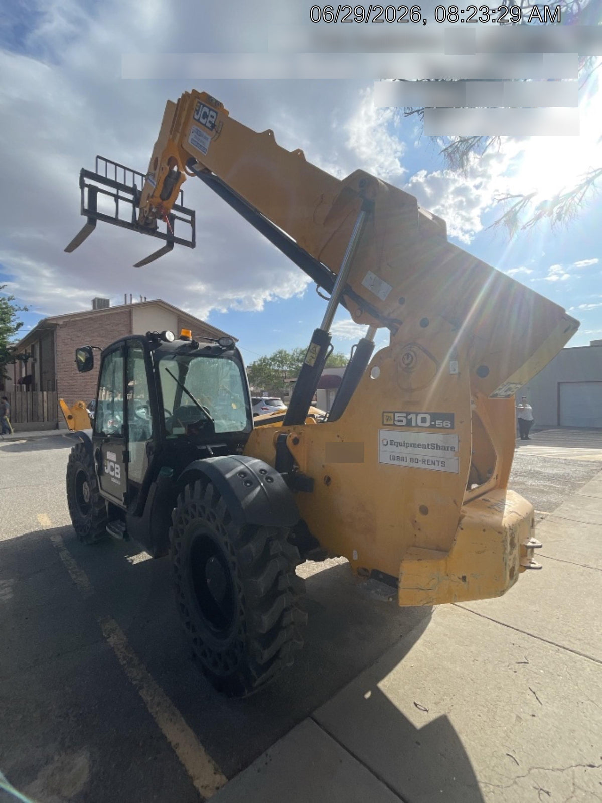 2018 JCB 510-56 JCB 510-56 Telehandler 74 HP w/CAB/HVAC, Beacon, Worklights, Aux Hydraulics, Solid Tires, 60" Carriage/Forks