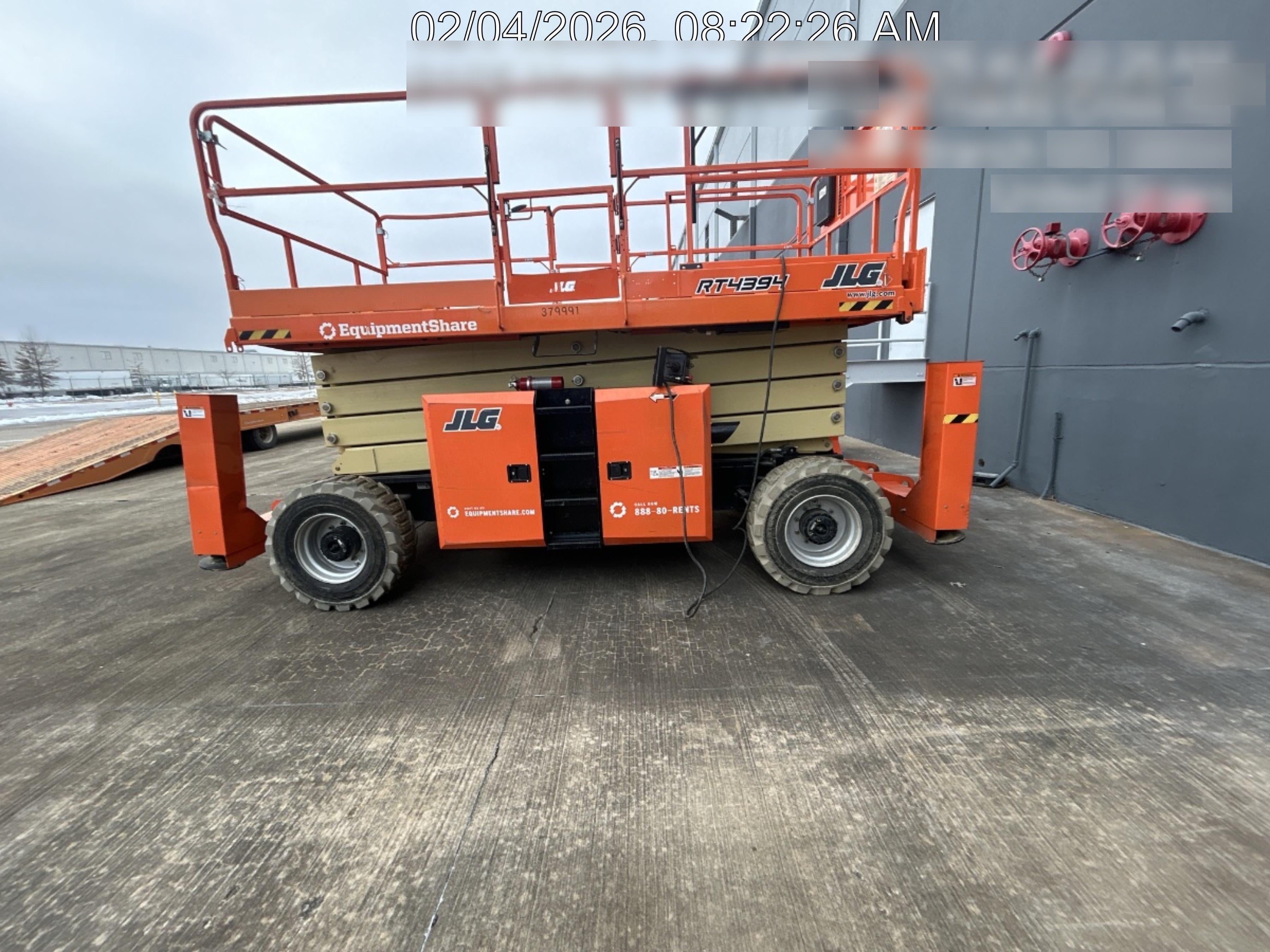 2023 JLG RT4394