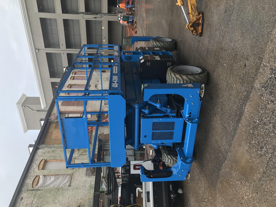 2020 GENIE GS-4390 RT