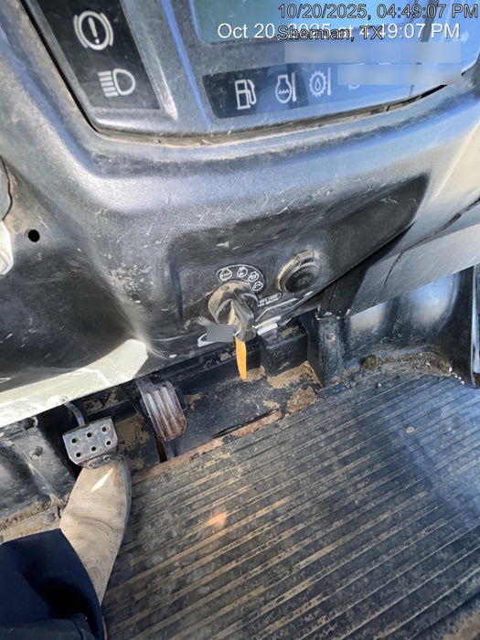 2019 Kubota RTV-X1140 4wd Utility Cart, LED Strobe, Windshield Tempered Glass, Pastic Canopy, Wire Harness Kit, Backup Alarm