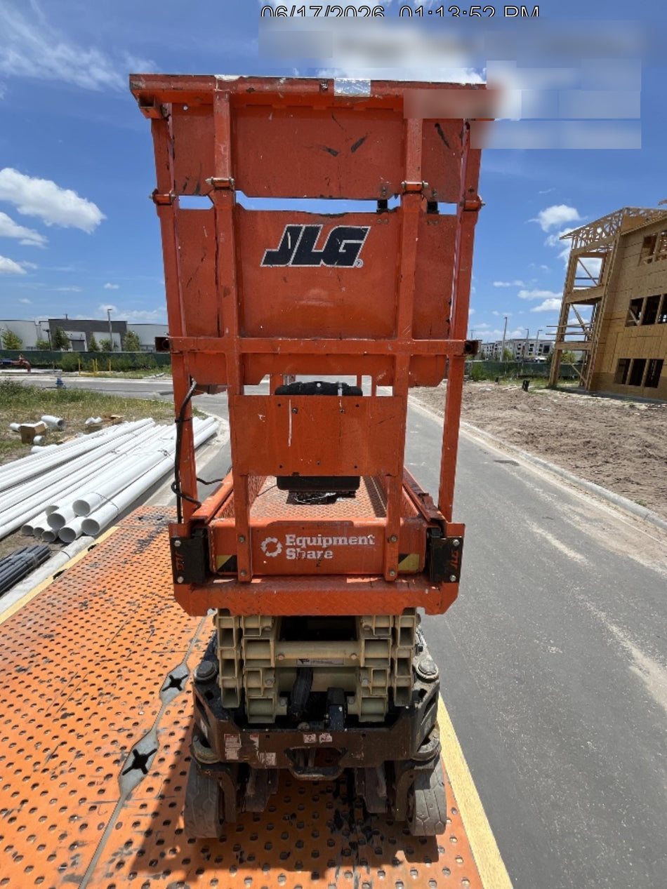 2023 JLG ES1932